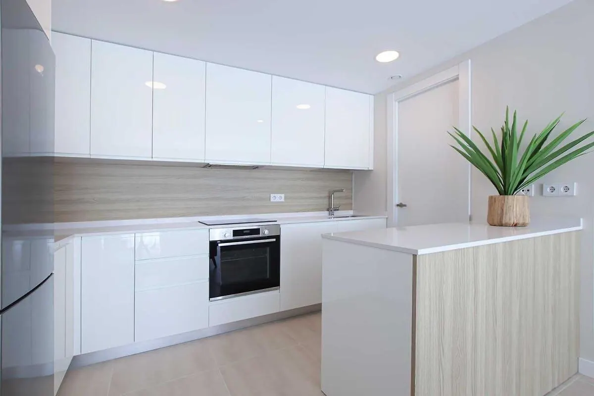 3 Bedroom Penthouse Vanian Gardens - Estepona 0*,  Spanje